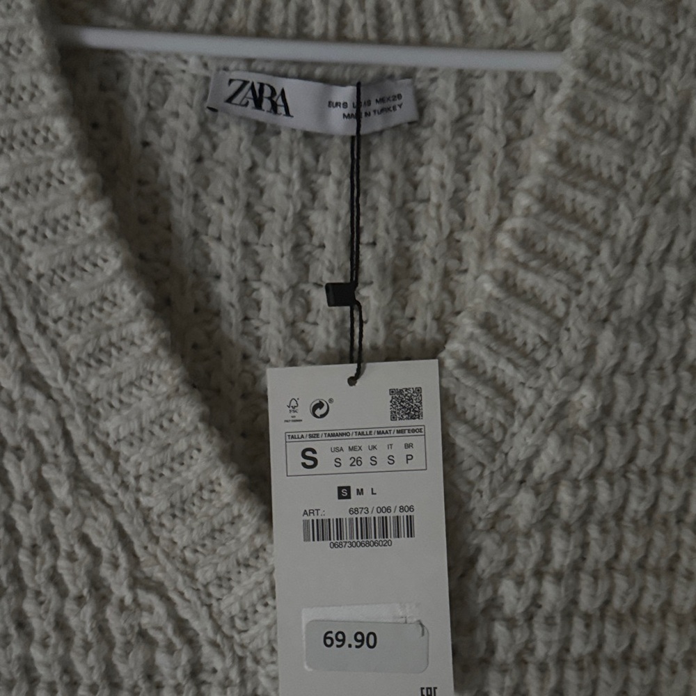 NWT - Zara Cream Beige Textured V-Neck Sweater - Picture 2 of 3